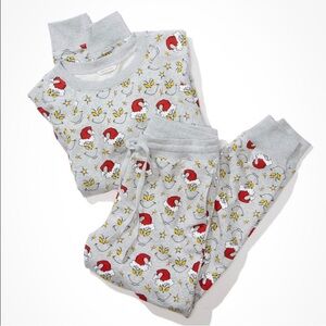 American Eagle Fleece Grinch PJ Set